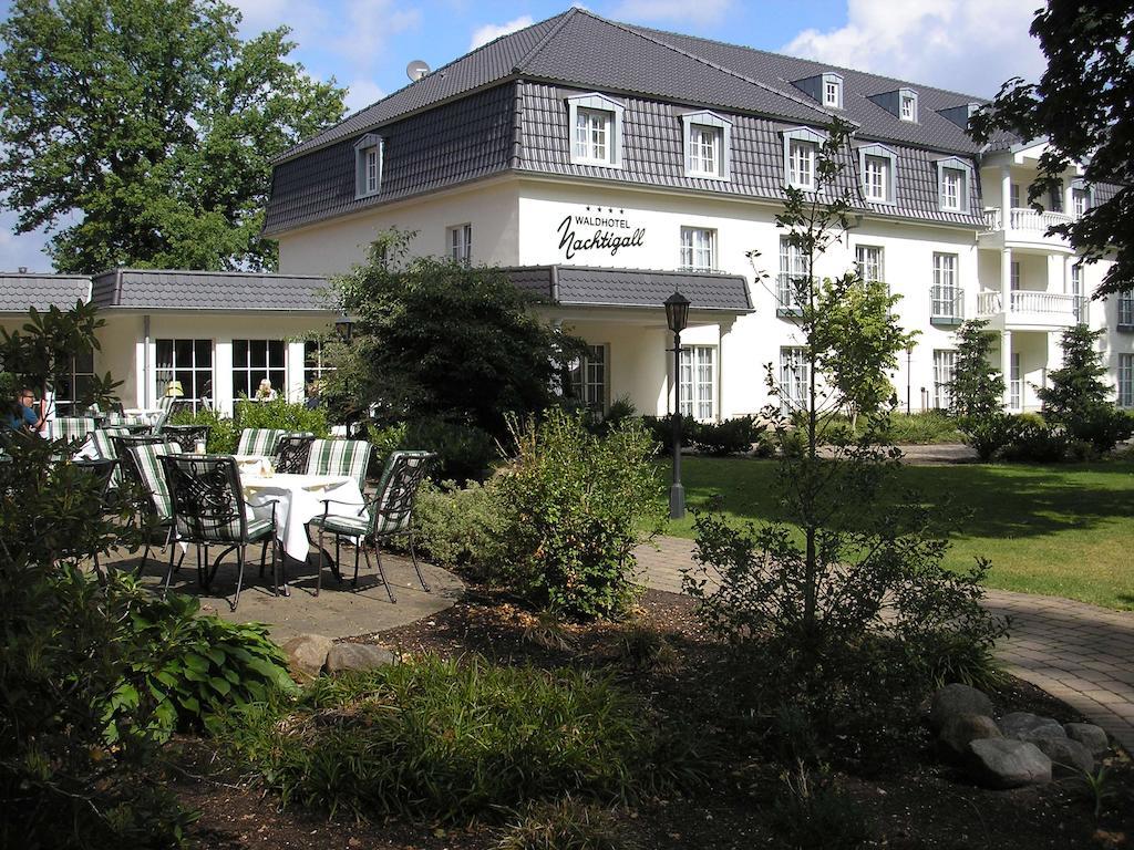 Waldhotel Nachtigall Paderborn Exteriör bild